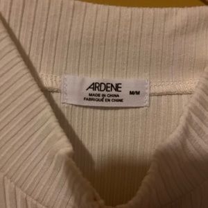 White Ribbed Cropped Shirt